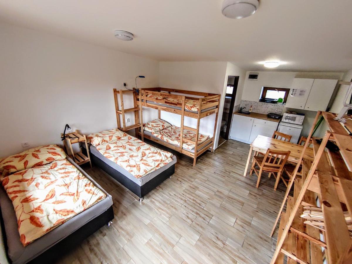 Apartmany Centrum Pavčina Lehota Zimmer foto